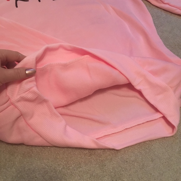 Last One!👯♀️Friends TV Show Slouch Sweatshirt - Picture 6 of 8